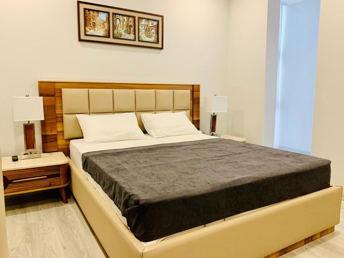 Hotel Tsereteli Palace Батуми Екстериор снимка