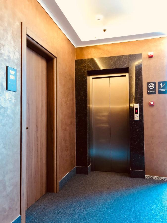Hotel Tsereteli Palace Батуми Екстериор снимка